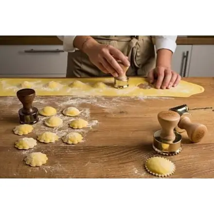 Moule à ravioli rond (bords zigzag) ø38mm MARCATO MARCATO Accessoires