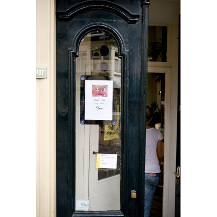 Porte-affiches à ventouses A4 - noir ou gris SECURIT Porte-affiches